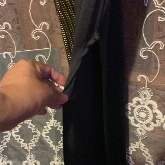 Elegant Black and Gold Women's Dress - Picture 3 of 8